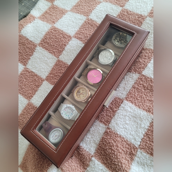 Watch Case - Picture 9 of 10